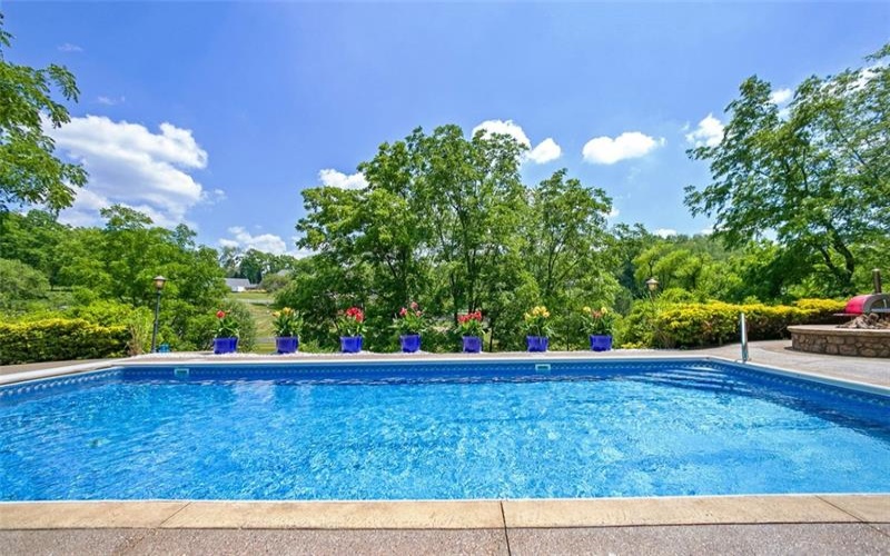 216 Locust Valley Road, Greensburg, 15601, 4 Bedrooms Bedrooms, ,2.1 BathroomsBathrooms,Residential,For Sale,Locust Valley Road,1690125