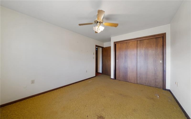 26 PETRAK STREET, Charleroi, 15022, 3 Bedrooms Bedrooms, 9 Rooms Rooms,2.1 BathroomsBathrooms,Residential,For Sale,PETRAK STREET,1678054