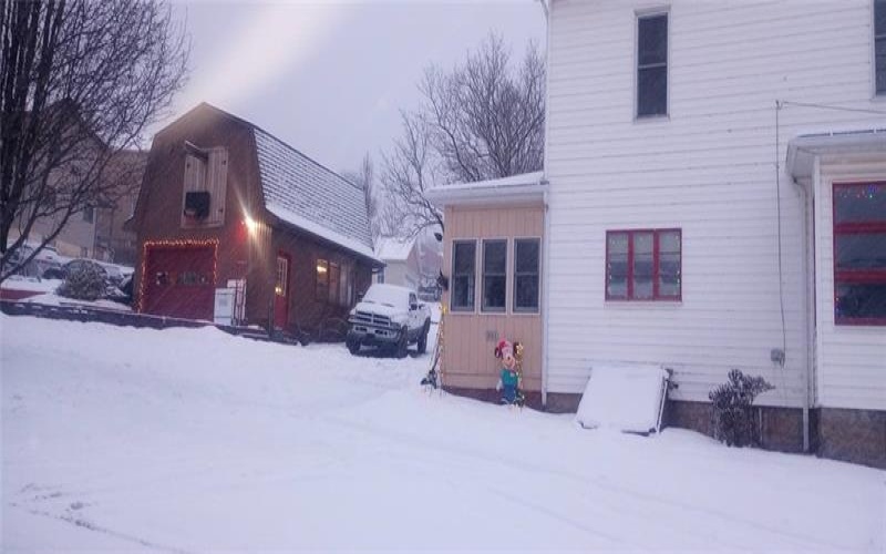 301 Ligonier St, Derry, 15627, 3 Bedrooms Bedrooms, 3 Rooms Rooms,2 BathroomsBathrooms,Residential,For Sale,Ligonier St,1690108