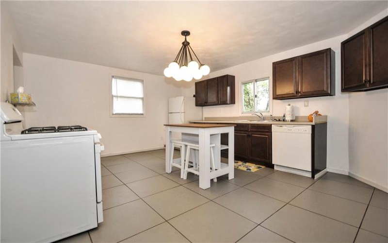 120 Lowell St, Vandergrift, 15690, 2 Bedrooms Bedrooms, ,1 BathroomBathrooms,Residential,For Sale,Lowell St,1690204