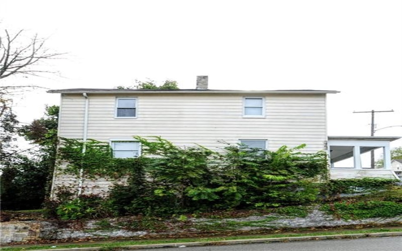 120 Lowell St, Vandergrift, 15690, 2 Bedrooms Bedrooms, ,1 BathroomBathrooms,Residential,For Sale,Lowell St,1690204