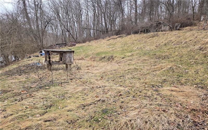 109 Daisytown Rd, Daisytown, 15427, 3 Bedrooms Bedrooms, ,1 BathroomBathrooms,Residential,For Sale,Daisytown Rd,1690206