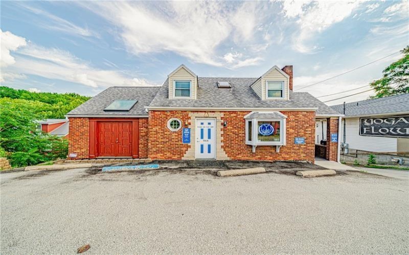 7814 State Route 30, Irwin, 15642, 4 Bedrooms Bedrooms, ,1.1 BathroomsBathrooms,Residential,For Sale,State Route 30,1690231