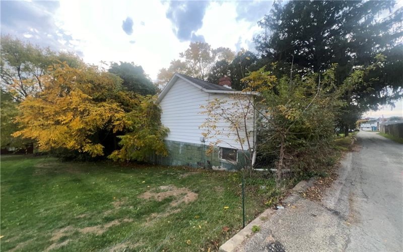 304 Warden St, Mount Pleasant, 15666, ,Multi-unit,For Sale,Warden St,1690287