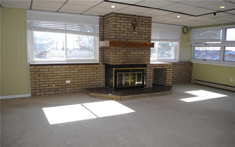552 Hemlock Street, Greensburg, 15601, 4 Bedrooms Bedrooms, 9 Rooms Rooms,2.1 BathroomsBathrooms,Residential,For Sale,Hemlock Street,1690280