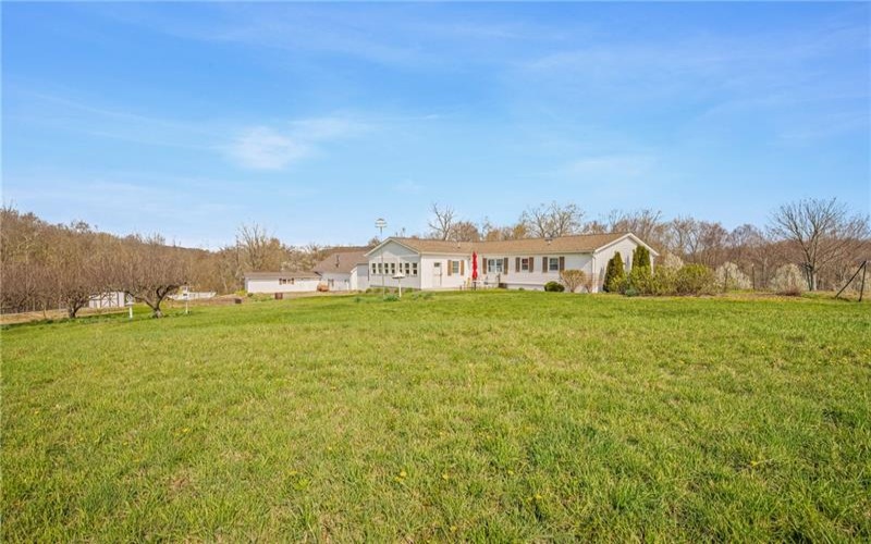 3313 Berlin Plank Road, Berlin, 15530, 4 Bedrooms Bedrooms, ,1.3 BathroomsBathrooms,Residential,For Sale,Berlin Plank Road,1687632