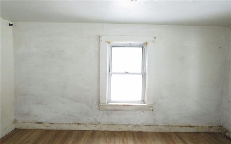8 Ziskind Rd, Fredericktown, 15333, ,Multi-unit,For Sale,Ziskind Rd,1690404