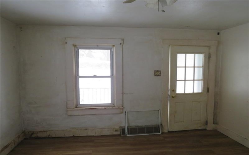 8 Ziskind Rd, Fredericktown, 15333, ,Multi-unit,For Sale,Ziskind Rd,1690404