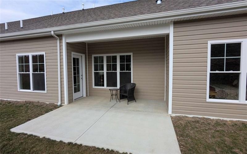 411 Castle Mountain Ct, Latrobe, 15650, 3 Bedrooms Bedrooms, 7 Rooms Rooms,3 BathroomsBathrooms,Residential,For Sale,Castle Mountain Ct,1690428