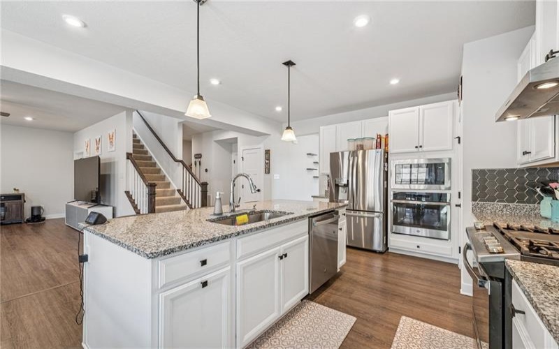 334 Crossing Dr, Eighty Four, 15330, 4 Bedrooms Bedrooms, 8 Rooms Rooms,3.1 BathroomsBathrooms,Residential,For Sale,Crossing Dr,1690227