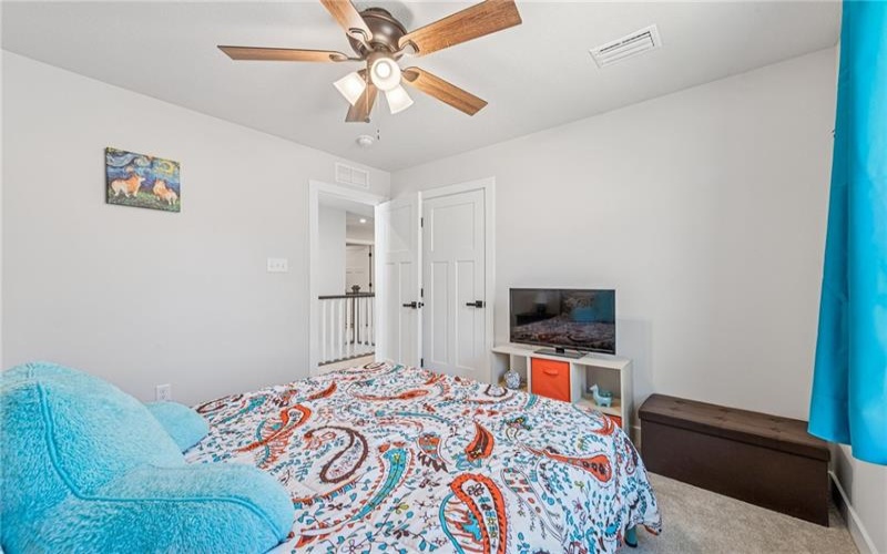 334 Crossing Dr, Eighty Four, 15330, 4 Bedrooms Bedrooms, 8 Rooms Rooms,3.1 BathroomsBathrooms,Residential,For Sale,Crossing Dr,1690227