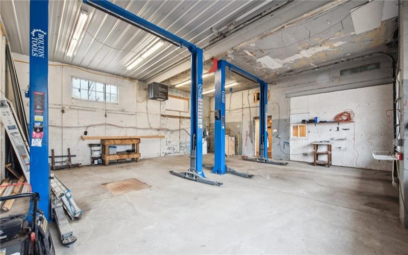 2844 Leechburg Rd., New Kensington, 15068, ,Commercial-industrial-business,For Sale,Leechburg Rd.,1689490