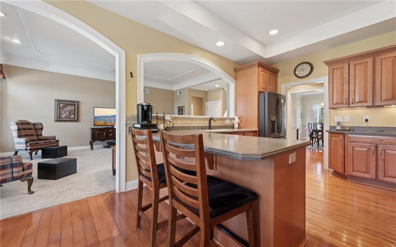 1012 Country Club Dr, Jeannette, 15644, 4 Bedrooms Bedrooms, 13 Rooms Rooms,3.1 BathroomsBathrooms,Residential,For Sale,Country Club Dr,1690399