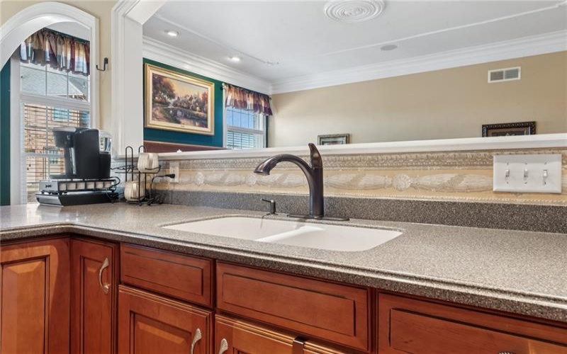 1012 Country Club Dr, Jeannette, 15644, 4 Bedrooms Bedrooms, 13 Rooms Rooms,3.1 BathroomsBathrooms,Residential,For Sale,Country Club Dr,1690399