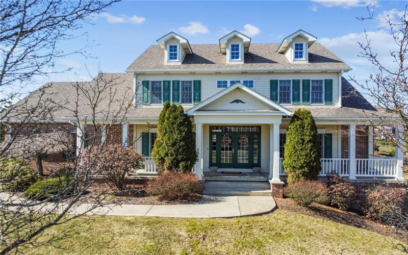 1012 Country Club Dr, Jeannette, 15644, 4 Bedrooms Bedrooms, 13 Rooms Rooms,3.1 BathroomsBathrooms,Residential,For Sale,Country Club Dr,1690399
