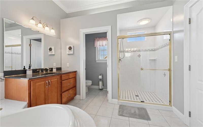 1012 Country Club Dr, Jeannette, 15644, 4 Bedrooms Bedrooms, 13 Rooms Rooms,3.1 BathroomsBathrooms,Residential,For Sale,Country Club Dr,1690399