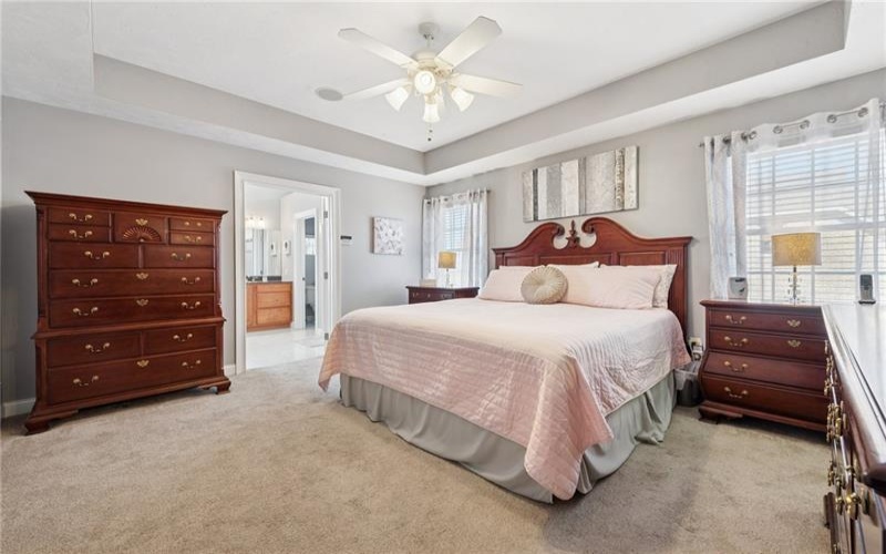 1012 Country Club Dr, Jeannette, 15644, 4 Bedrooms Bedrooms, 13 Rooms Rooms,3.1 BathroomsBathrooms,Residential,For Sale,Country Club Dr,1690399