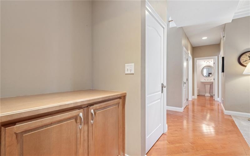 1012 Country Club Dr, Jeannette, 15644, 4 Bedrooms Bedrooms, 13 Rooms Rooms,3.1 BathroomsBathrooms,Residential,For Sale,Country Club Dr,1690399