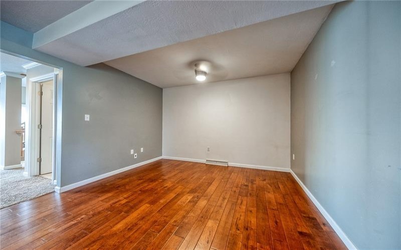 127 Fairway Landings Dr, Canonsburg, 15317, 2 Bedrooms Bedrooms, 8 Rooms Rooms,2.2 BathroomsBathrooms,Residential,For Sale,Fairway Landings Dr,1690495