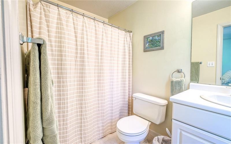 127 Fairway Landings Dr, Canonsburg, 15317, 2 Bedrooms Bedrooms, 8 Rooms Rooms,2.2 BathroomsBathrooms,Residential,For Sale,Fairway Landings Dr,1690495