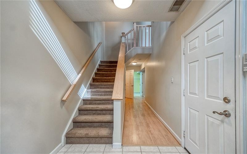 127 Fairway Landings Dr, Canonsburg, 15317, 2 Bedrooms Bedrooms, 8 Rooms Rooms,2.2 BathroomsBathrooms,Residential,For Sale,Fairway Landings Dr,1690495