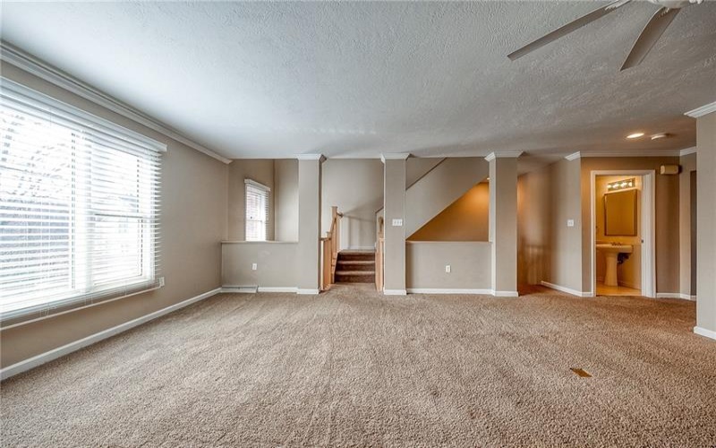 127 Fairway Landings Dr, Canonsburg, 15317, 2 Bedrooms Bedrooms, 8 Rooms Rooms,2.2 BathroomsBathrooms,Residential,For Sale,Fairway Landings Dr,1690495