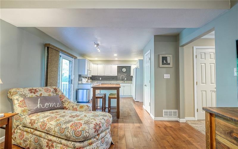 127 Fairway Landings Dr, Canonsburg, 15317, 2 Bedrooms Bedrooms, 8 Rooms Rooms,2.2 BathroomsBathrooms,Residential,For Sale,Fairway Landings Dr,1690495
