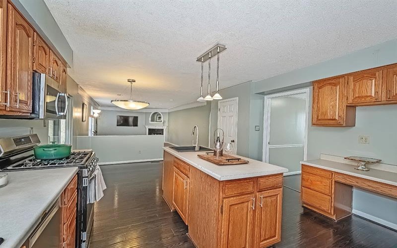 528 Potomac Dr, Washington, 15301, 4 Bedrooms Bedrooms, 10 Rooms Rooms,3.1 BathroomsBathrooms,Residential,For Sale,Potomac Dr,1690505