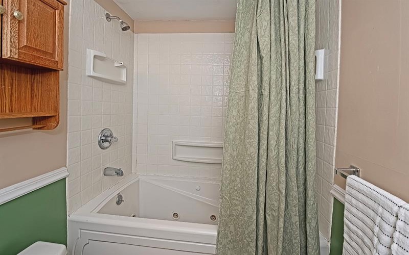 528 Potomac Dr, Washington, 15301, 4 Bedrooms Bedrooms, 10 Rooms Rooms,3.1 BathroomsBathrooms,Residential,For Sale,Potomac Dr,1690505