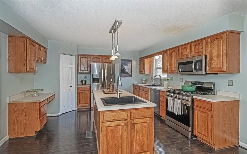 528 Potomac Dr, Washington, 15301, 4 Bedrooms Bedrooms, 10 Rooms Rooms,3.1 BathroomsBathrooms,Residential,For Sale,Potomac Dr,1690505
