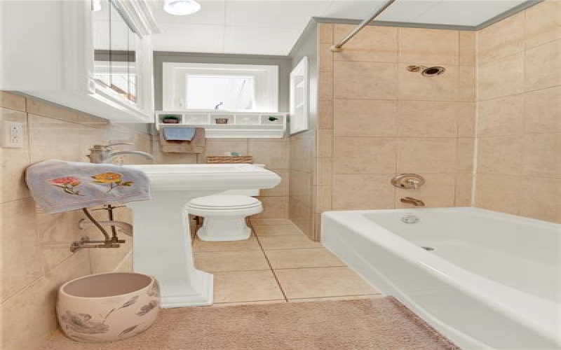 212 Oakland Ave, Charleroi, 15022, 2 Bedrooms Bedrooms, ,2 BathroomsBathrooms,Residential,For Sale,Oakland Ave,1690507