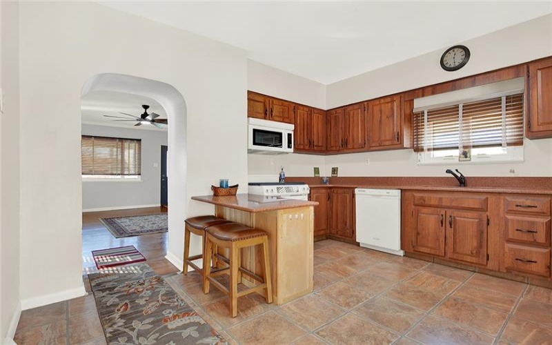 212 Oakland Ave, Charleroi, 15022, 2 Bedrooms Bedrooms, ,2 BathroomsBathrooms,Residential,For Sale,Oakland Ave,1690507