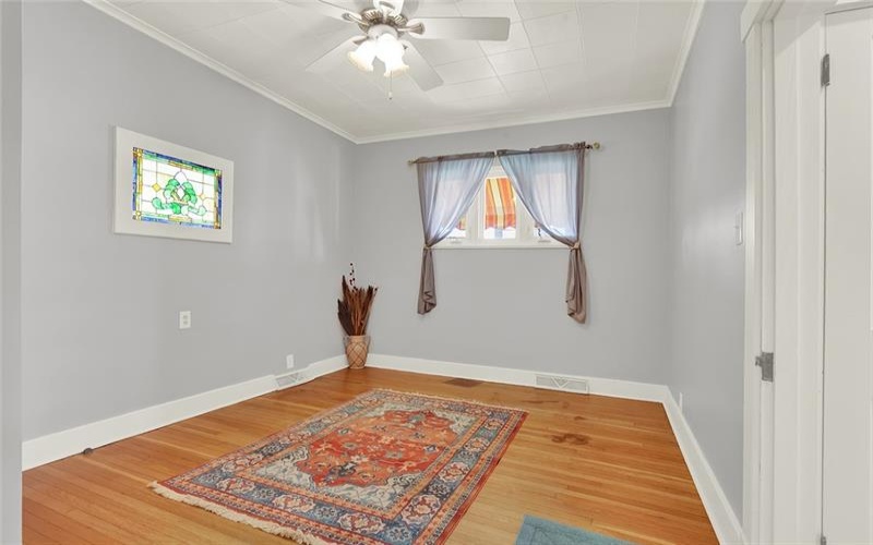 212 Oakland Ave, Charleroi, 15022, 2 Bedrooms Bedrooms, ,2 BathroomsBathrooms,Residential,For Sale,Oakland Ave,1690507