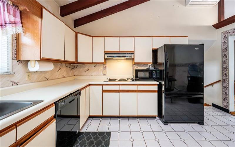 4092 STATE ROUTE 130, Irwin, 15642, 4 Bedrooms Bedrooms, 11 Rooms Rooms,3 BathroomsBathrooms,Residential,For Sale,STATE ROUTE 130,1690229