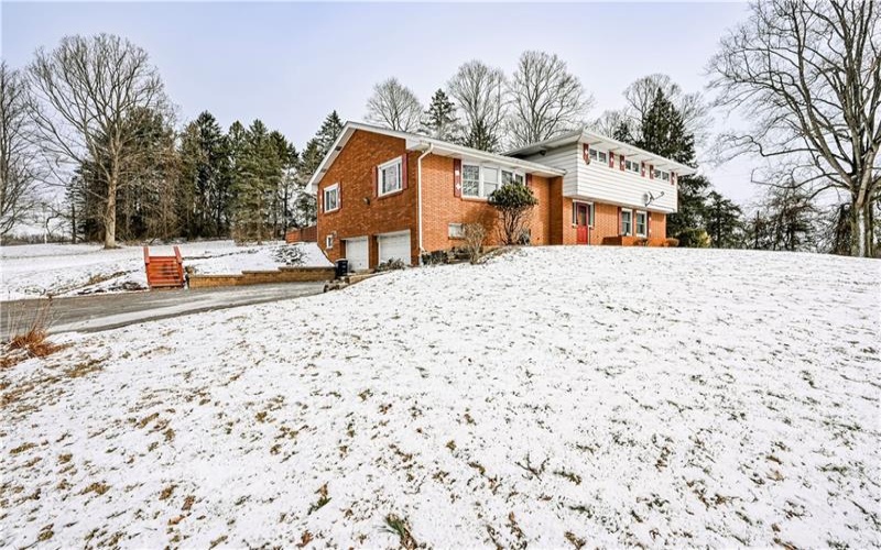 4092 STATE ROUTE 130, Irwin, 15642, 4 Bedrooms Bedrooms, 11 Rooms Rooms,3 BathroomsBathrooms,Residential,For Sale,STATE ROUTE 130,1690229