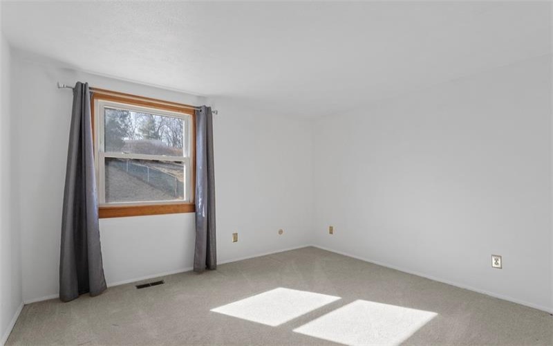 204 Quail Dr, Greensburg, 15601, 2 Bedrooms Bedrooms, ,1 BathroomBathrooms,Residential,For Sale,Quail Dr,1690604