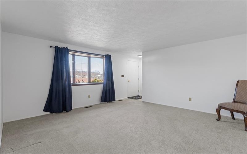 204 Quail Dr, Greensburg, 15601, 2 Bedrooms Bedrooms, ,1 BathroomBathrooms,Residential,For Sale,Quail Dr,1690604