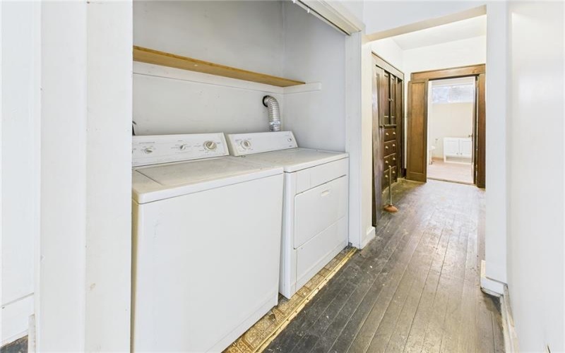 502 Liberty Ave, Charleroi, 15022, 5 Bedrooms Bedrooms, ,2.1 BathroomsBathrooms,Residential,For Sale,Liberty Ave,1690606