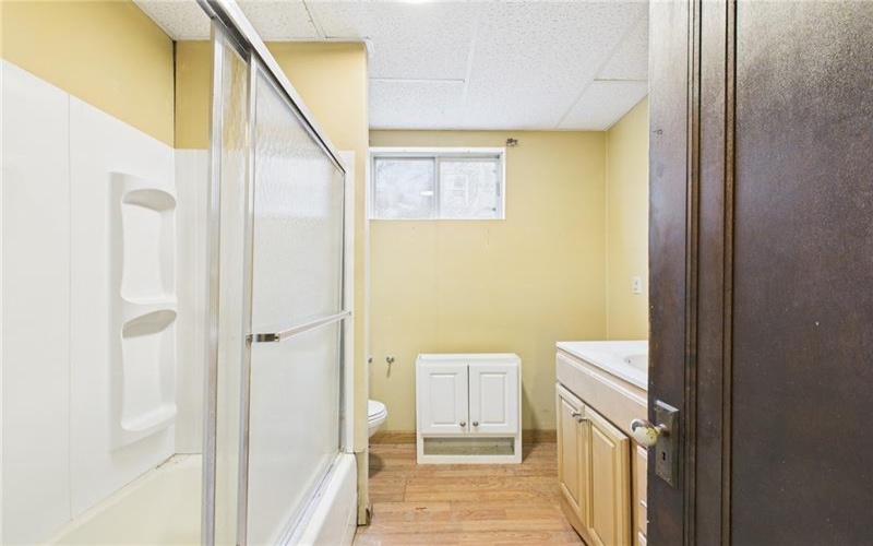 502 Liberty Ave, Charleroi, 15022, 5 Bedrooms Bedrooms, ,2.1 BathroomsBathrooms,Residential,For Sale,Liberty Ave,1690606