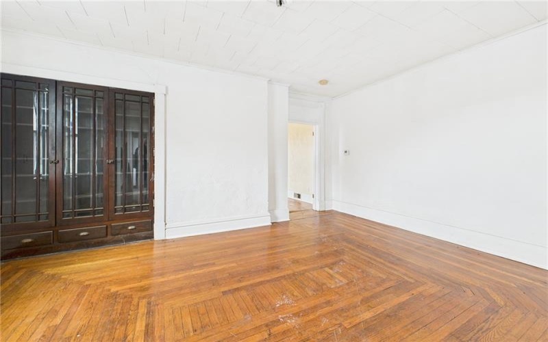 502 Liberty Ave, Charleroi, 15022, 5 Bedrooms Bedrooms, ,2.1 BathroomsBathrooms,Residential,For Sale,Liberty Ave,1690606