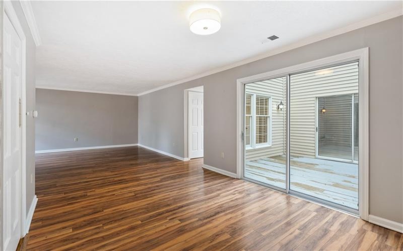 128 Roscommon PLace, Canonsburg, 15317, 3 Bedrooms Bedrooms, 9 Rooms Rooms,2 BathroomsBathrooms,Residential,For Sale,Roscommon PLace,1690682