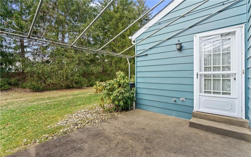 128 Roscommon PLace, Canonsburg, 15317, 3 Bedrooms Bedrooms, 9 Rooms Rooms,2 BathroomsBathrooms,Residential,For Sale,Roscommon PLace,1690682