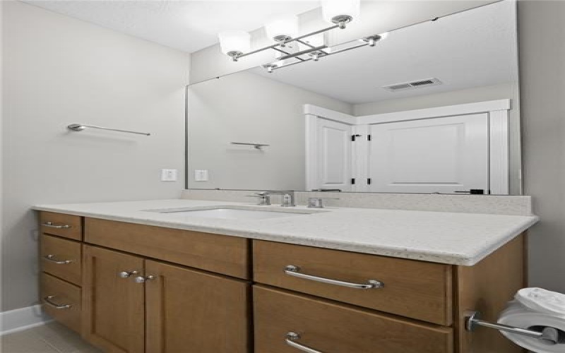 425 Magnolia Dr, Venetia, 15367, 3 Bedrooms Bedrooms, 7 Rooms Rooms,2.1 BathroomsBathrooms,Residential,For Sale,Magnolia Dr,1690546