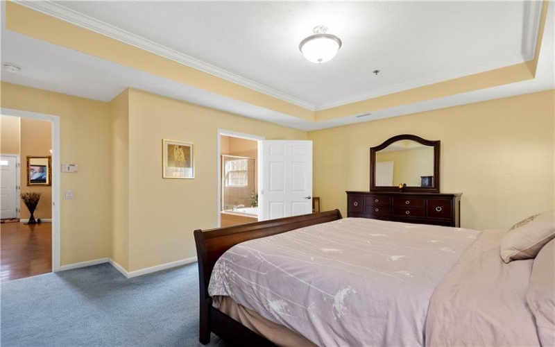 1045 Surrey Woods Dr, Canonsburg, 15317, 3 Bedrooms Bedrooms, 10 Rooms Rooms,2.1 BathroomsBathrooms,Residential,For Sale,Surrey Woods Dr,1690582