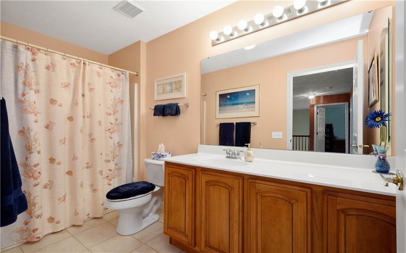 1045 Surrey Woods Dr, Canonsburg, 15317, 3 Bedrooms Bedrooms, 10 Rooms Rooms,2.1 BathroomsBathrooms,Residential,For Sale,Surrey Woods Dr,1690582
