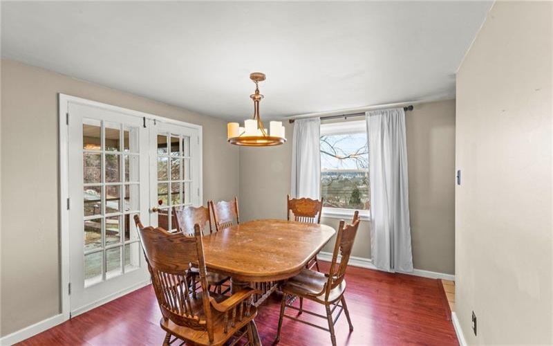 670 LeMoyne Avenue Ext, Washington, 15301, 4 Bedrooms Bedrooms, ,2.1 BathroomsBathrooms,Residential,For Sale,LeMoyne Avenue Ext,1690776