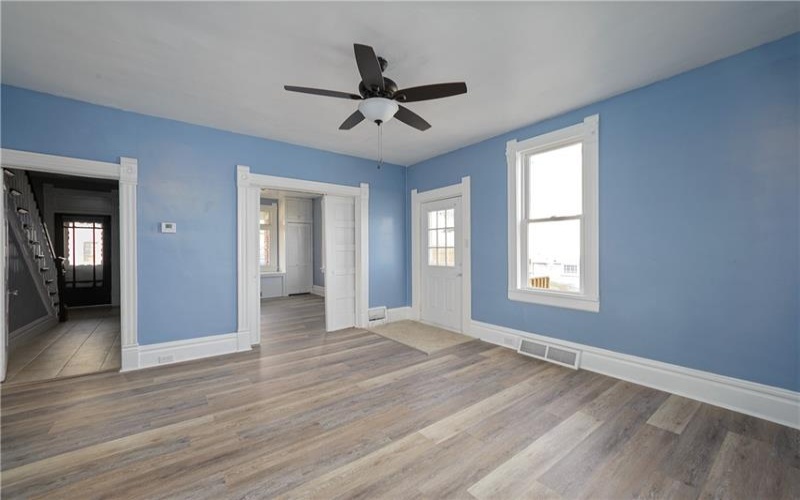 216 4th St, Youngwood, 15697, 4 Bedrooms Bedrooms, 11 Rooms Rooms,2.1 BathroomsBathrooms,Residential,For Sale,4th St,1690992