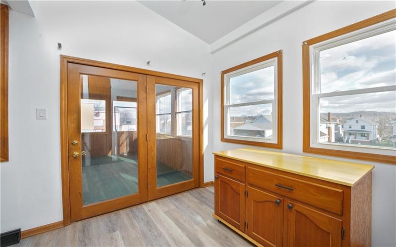 216 4th St, Youngwood, 15697, 4 Bedrooms Bedrooms, 11 Rooms Rooms,2.1 BathroomsBathrooms,Residential,For Sale,4th St,1690992