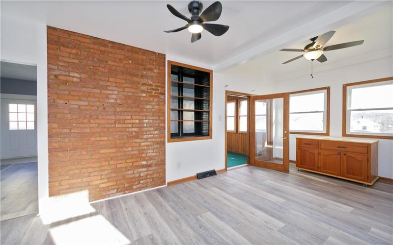 216 4th St, Youngwood, 15697, 4 Bedrooms Bedrooms, 11 Rooms Rooms,2.1 BathroomsBathrooms,Residential,For Sale,4th St,1690992