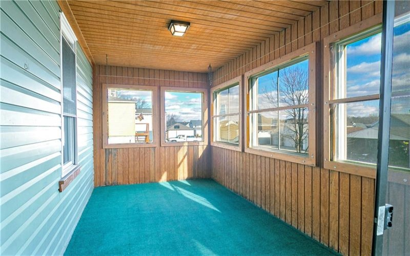 216 4th St, Youngwood, 15697, 4 Bedrooms Bedrooms, 11 Rooms Rooms,2.1 BathroomsBathrooms,Residential,For Sale,4th St,1690992